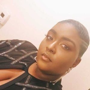 Meet your Posher, Tiffani